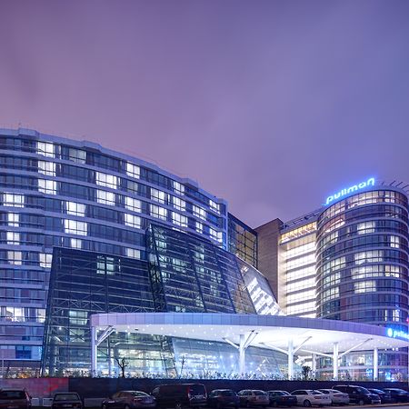 Pullman Istanbul Hotel & Convention Center Exterior photo